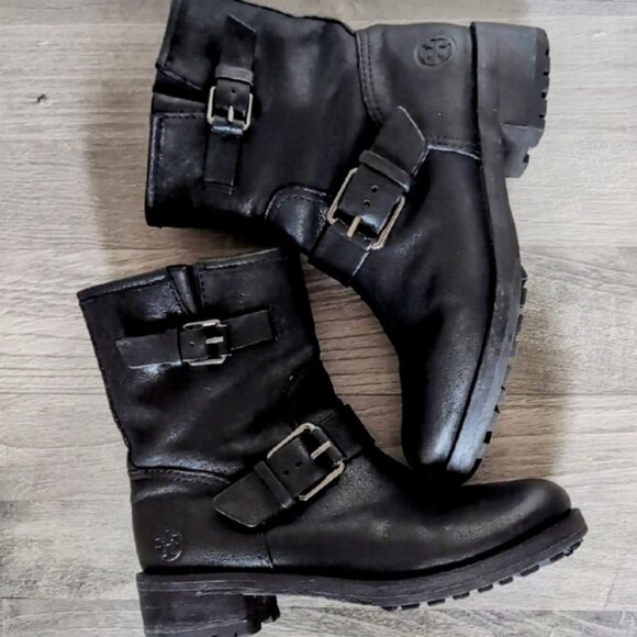 Tory Burch Chrystie Motto Ankle Boots 5.5 - Picture 1 of 10